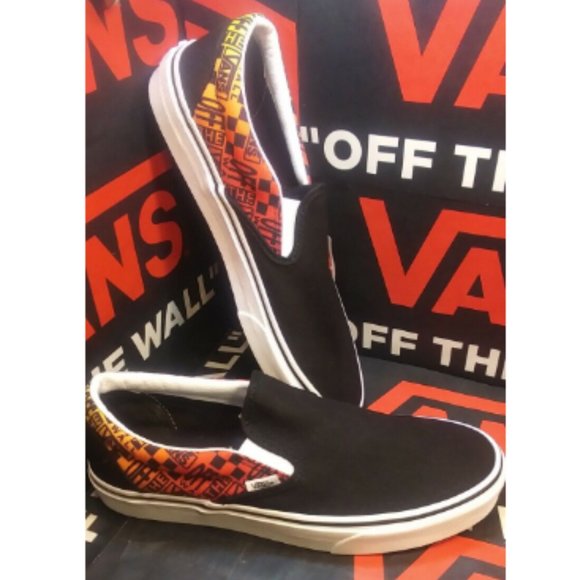 Vans Classic Slip- On (Logo Flame) Men\'s Black/ White Men\'s 11.5 VN0A4U382N5 main image 9